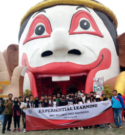 Terapkan Experiental Learning, Anak Garuda SMA SPI Kota Batu Bangkit