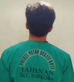 Satnarkoba Polresto Bekasi Kota Tangkap Truk Fuso Isi 7 Kg Ganja