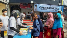 Wakil Ketua DPRD Surabaya Kritis Operasi Pasar Pemkot, Ini Solusinya