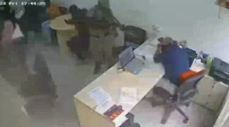 Ditagih Utang, Polisi Tembak Mati Petugas Bank