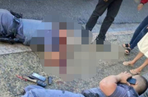 Berhasil Rebut Senjata, Penjahat Ini Tembak Dua Polisi yang Menangkapnya