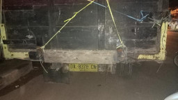 Motor Tabrak Truk Parkir, Pengemudi Langsung Tewas