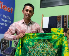 Selain Sebagai Anggota DPRD,  Rabbiansyah  Tekuni Usaha Menjahit Pakaian