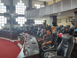 Rapat Paripurna DPRD Penyampaian KUPA dan PPAS