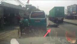 Nyalip dari Sebelah Kiri, Mahasiswi Tewas Dilindas Truk