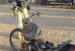 Motor vs Mobil Van, 2 Orang Tewas