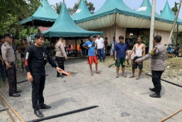 Pindahkan Tenda Hajatan, 4 Warga Tewas Tersengat Listrik di Rokan Hilir