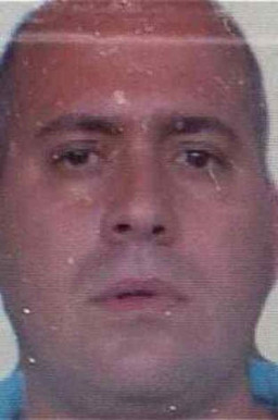 Pulang dari Misa, Mantan Pemimpin Geng dan Pengawalnya Ditembak Mati