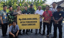 PT Pilar Group Beri Bantuan Tunai Rp 250 Juta Pada Warga Sambisari-Lontar