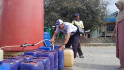 PT. Indocement Tunggal Prakarsa Bantu Pengadaan Air Bersih di Desa Tarjun
