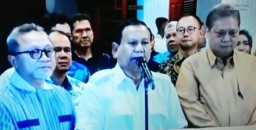 Sesuai Prediksi, Gibran Resmi Jadi Cawapres Prabowo