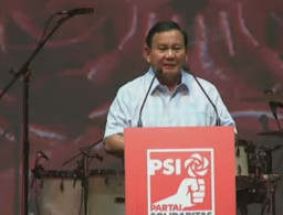 Di Depan Kader PSI, Prabowo Pasang Badan untuk Jokowi