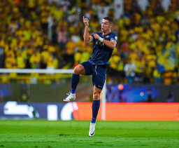 Ronaldo Bikin Gol lagi, Al Nassr Menang