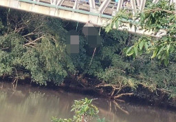 Dua Mayat Digantung di Jembatan, Warga Resah