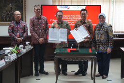 Dorong Peningkatan Transaksi Ekspor, Bank Jatim dan LPEI MoU