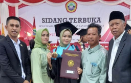 Anggota DPRD Kotabaru Hadiri Wisuda STKIP Paris Bantai Kotabaru