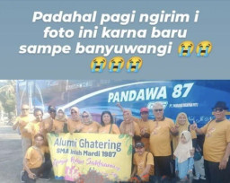 Melintas di Rel KA tanpa Palang Pintu, Elf Ditabrak Kereta, 11 Orang Tewas