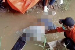 Mayat Pria Ditemukan Tertelungkup di Sungai