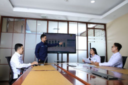 PLN Ungkap Strategi Perkuat Kompetensi SDM sebagai Komitmen Transisi Energi di Indonesia