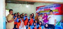 BLK Kediri Gelar Pelatihan Kulier Jajanan Roti Dan Kue Sri Santika Ardiyanti Se-Kecamatan Wates