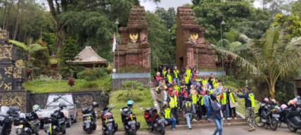 Cari Berkah di Gunung Kawi, Lebih Afdhol saat Jumat Kliwon