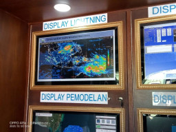 Malam Tahun Baru di Pelabuhan Merak, Diprediksi Bakal Hujan Rintik-Rintik