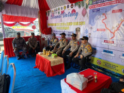 Kabag Ops Lakukan Inspeksi Pos Pelayanan Natal dan Tahun Baru