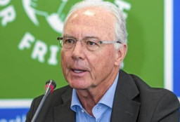 Legenda Sepakbola Jerman Franz Beckenbauer  Meninggal Dunia di Usia 78 Tahun