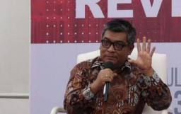 Pengamat Politik Airlangga: Erosi Demokrasi Indonesia Makin Dalam, Akibat Cawe-cawe Kekuasaan
