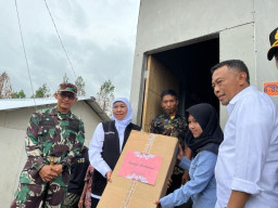 Resmikan Huntara Tanah Gerak Ponorogo, Gubernur Jatim Harap Jadi Desa Wisata