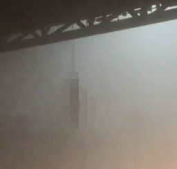 Warga Gempar, Ada Pria Gantung Diri di Jembatan Penyeberangan