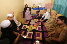 Kenang Cak Eko Londo, Wali Kota Eri Persembahkan Pertunjukan Seni di Taman Surya