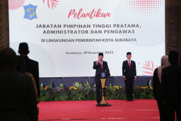 9 Jabatan Kepala Dinas Pemkot Surabaya Dirotasi, Begini Pesan Wali Kota Eri Cahyadi!