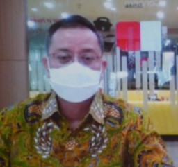 Selain Dovonis 12 Tahun, Hak Politik Juliari Dicabut