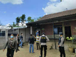 Lokasi Judi Sabung Ayam Digerebek, Ternyata Sepi