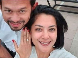 Diam-Diam, Lulu Tobing Menggugat Cerai