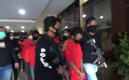 Pacar Gay Cemburu, Rian Dibunuh kemudian Mayatnya Dibakar