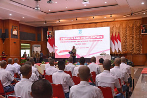 Kibarkan Bendera di HUT RI, Paskibraka Surabaya Jalani Diklat Selama 2 Pekan