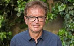 Menyerah Lawan Pandemi Corona, Menteri Kesehatan Mundur