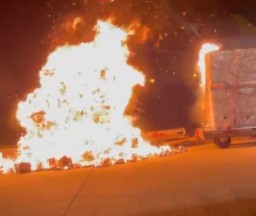 Viral Kargo Berisi HP Vivo Terbakar, Banyak yang Parno