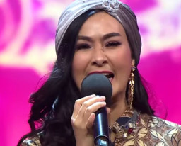 Insiden 'Marhaban Tiba',  Iis Dahlia Ngaku Salah