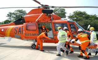 Jasa Marga dan Basarnas Gelar Simulasi Penyelamatan Khusus Kecelakaan