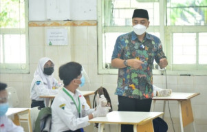 Pemkot Surabaya Minta Sekolah Siapkan Dua Opsi Pembelajaran
