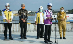 Tinjau Tol Semarang-Demak Seksi 2, Jokowi: Dukung Pertumbuhan Pusat Ekonomi Baru di Jatenf