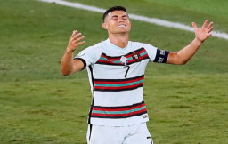 Apes! Main Dominan, Ronaldo cs Tersingkir dari Euro 2020