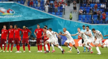 Lewat Adu Pinalti, Spanyol Bikin Swiss Menangis