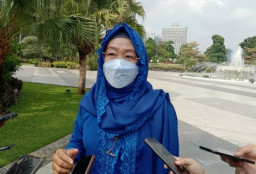 Stok Vaksin di Surabaya Kosong