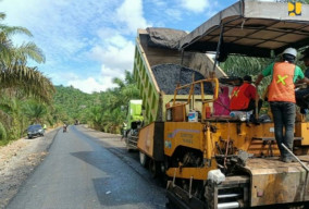 Pembangunan Jalan Akses  Pelabuhan Teluk Tapang-Bunga Tanjung, Selesai Akhir 2021