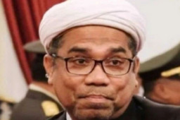 Tak Keberatan Disebut Penjilat, Ngabalin: Demi Bangsa dan Negara