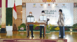 Kemenkop UKM, Baznas, dan Pemprov DIY Kolaborasi Beri Bantuan Modal Usaha Mikro